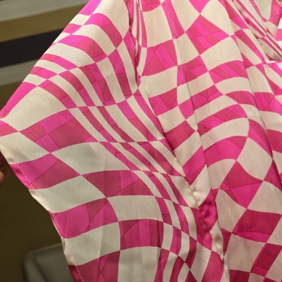 ODDY Pink and White Swirl Mini Dress - Picture 4 of 15
